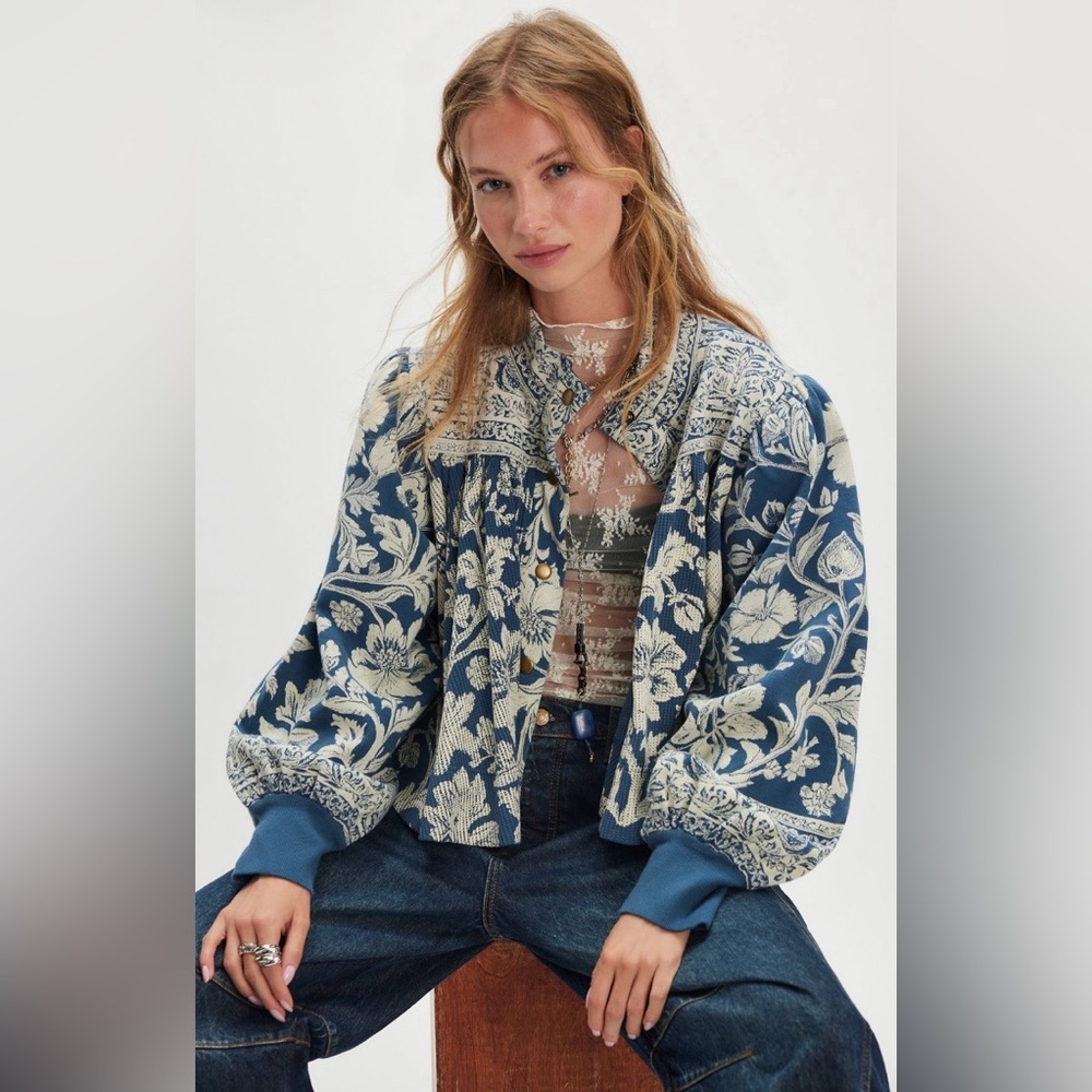 NWT Emma Cardi in Denim Combo